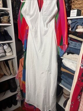 Lulu's White V-Neck Maxi Dress